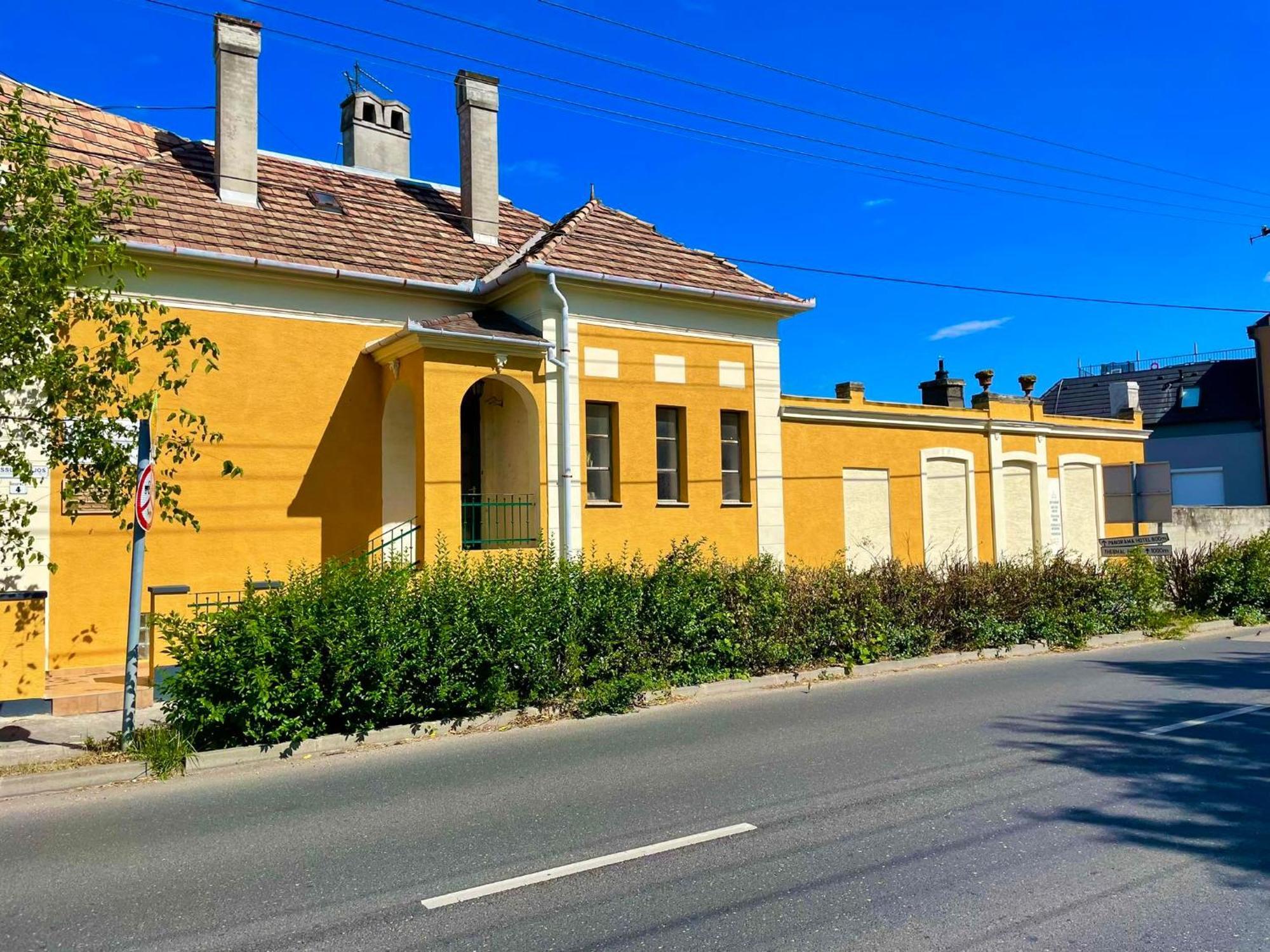 Villa Luca Mosonmagyaróvár Exterior foto